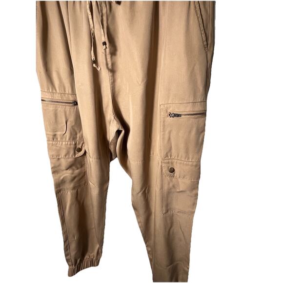 Banana Republic Women’s Jogger Cargo Pants L Tan Tencel Lyocell‎ Pull-On - Picture 2 of 10